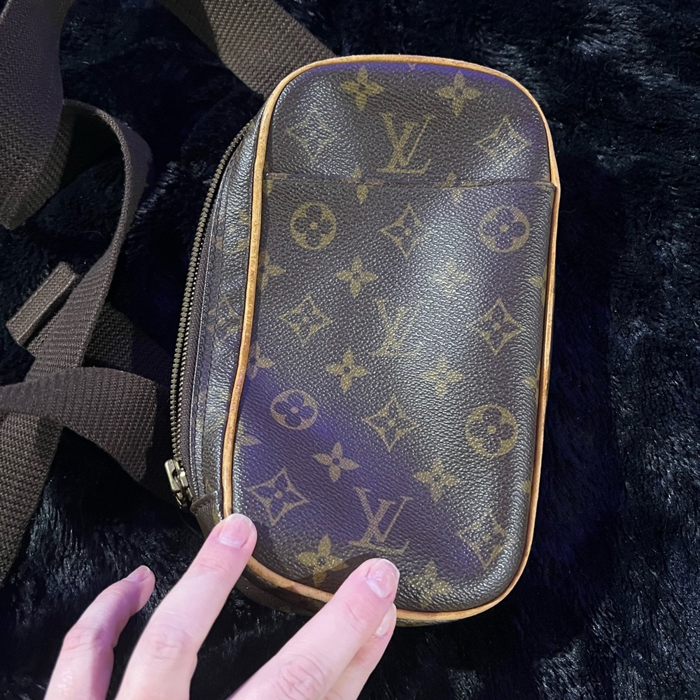 Louis Vuitton Monogram Belt Bag in Brown